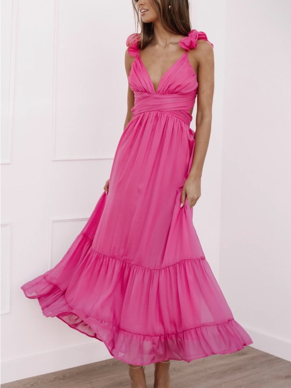 Petal & Pup Bonito Midi Dress - Picture 9 of 14